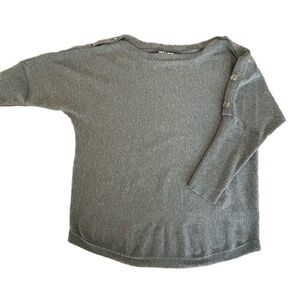 Cable & Gauge boat neck 3/4 sleeve pullover sweater with button detail on sleeve